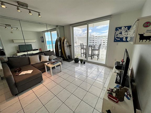 5th image of 401 Ocean Dr APT 1020