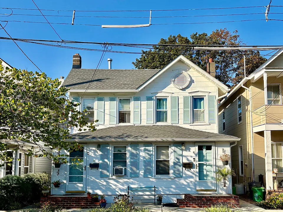 111 Webb Ave