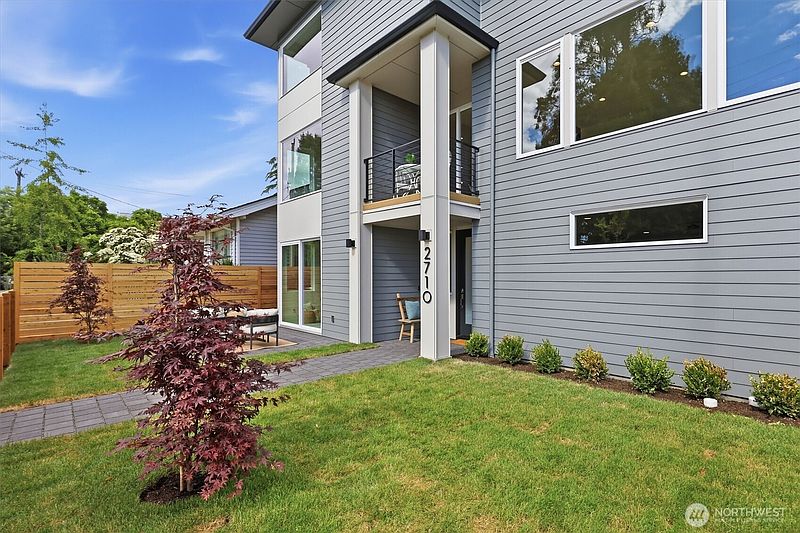 2nd image of 2710 58th Avenue SW