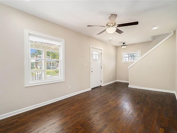 4th image of 1208 Everett Ave