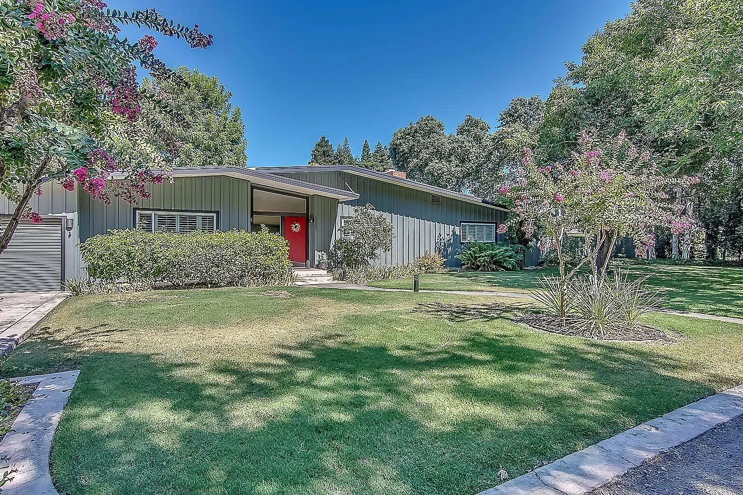 8826 Walnut Acres Rd photo 1
