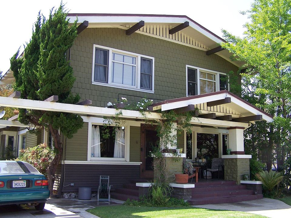 355 Molino - street level