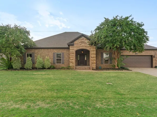 345 Pointe West Dr, Conway, AR 72034