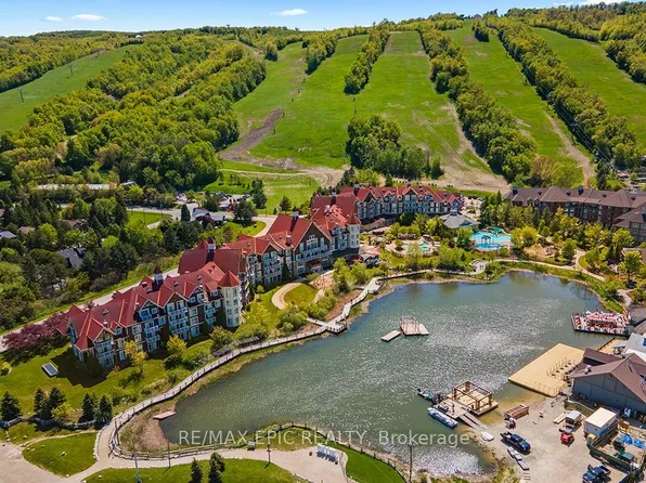 220 Gord Canning Dr #176, The Blue Mountains, ON L9Y 1C2