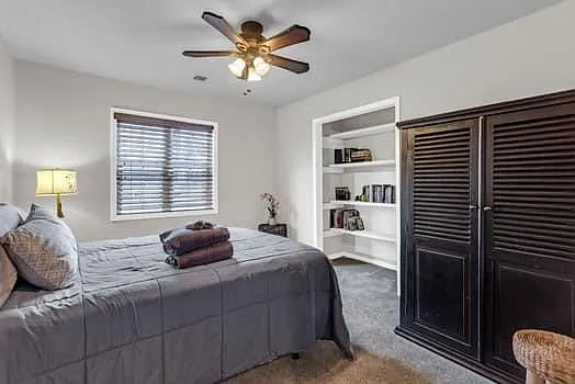 1833 Tree Top Ct — Photo 24