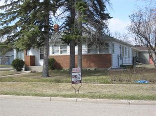 116 D Ave W, Lakota, ND 58344