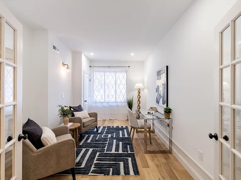 413 S 51st St #2 — Photo 3