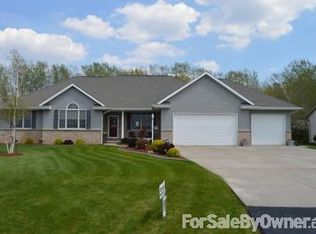 4358 Harbor Village Dr, Omro, WI 54963