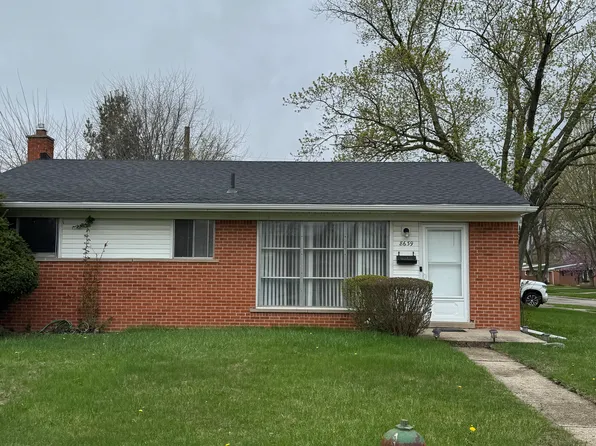 8639 Columbia St, Dearborn Heights, MI 48127