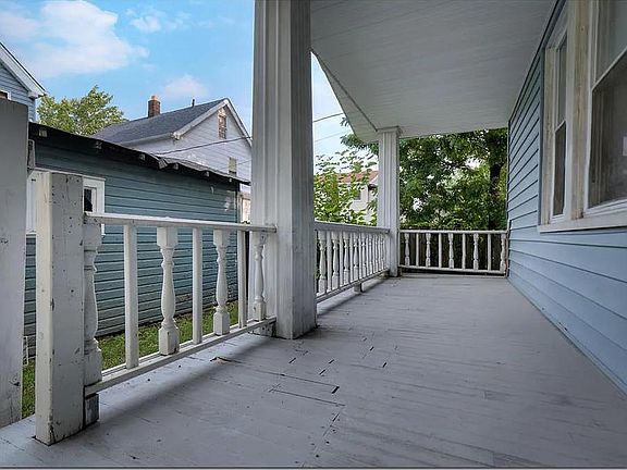 3rd image of 3457 W 60th St #3