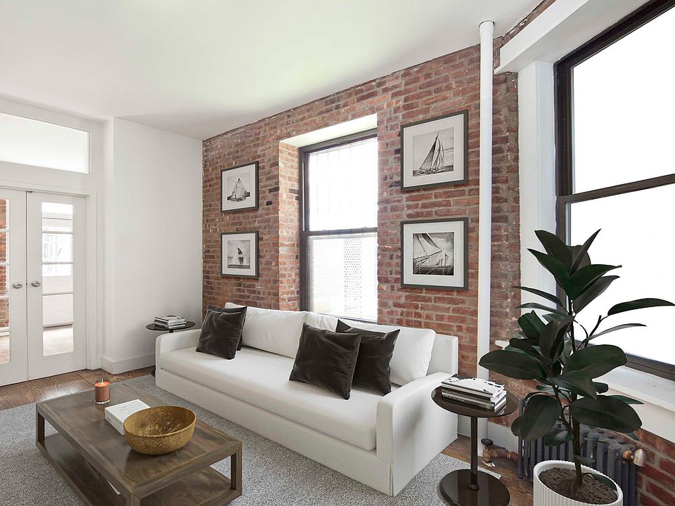 1st image of 15 Essex St APT 15