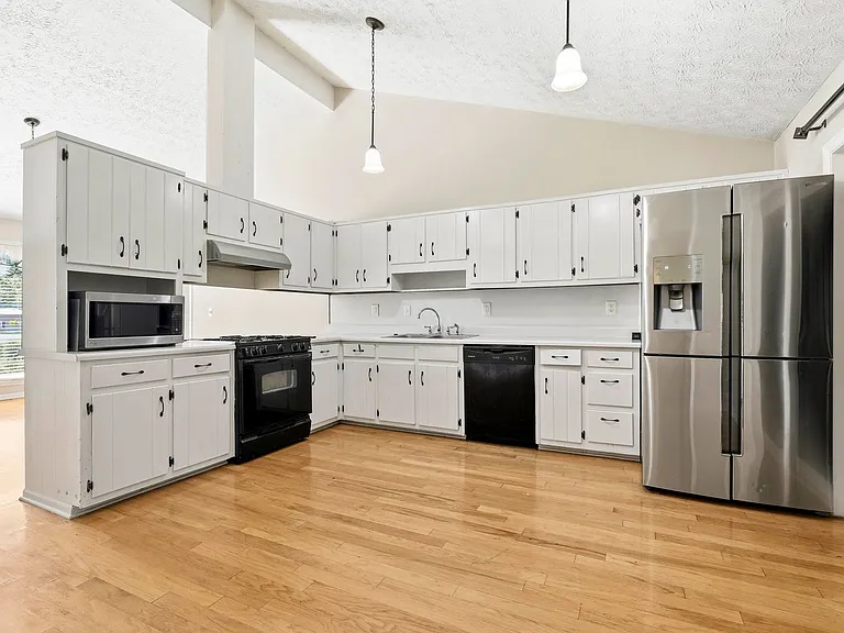230 New Oak Ridge Trl — Photo 8