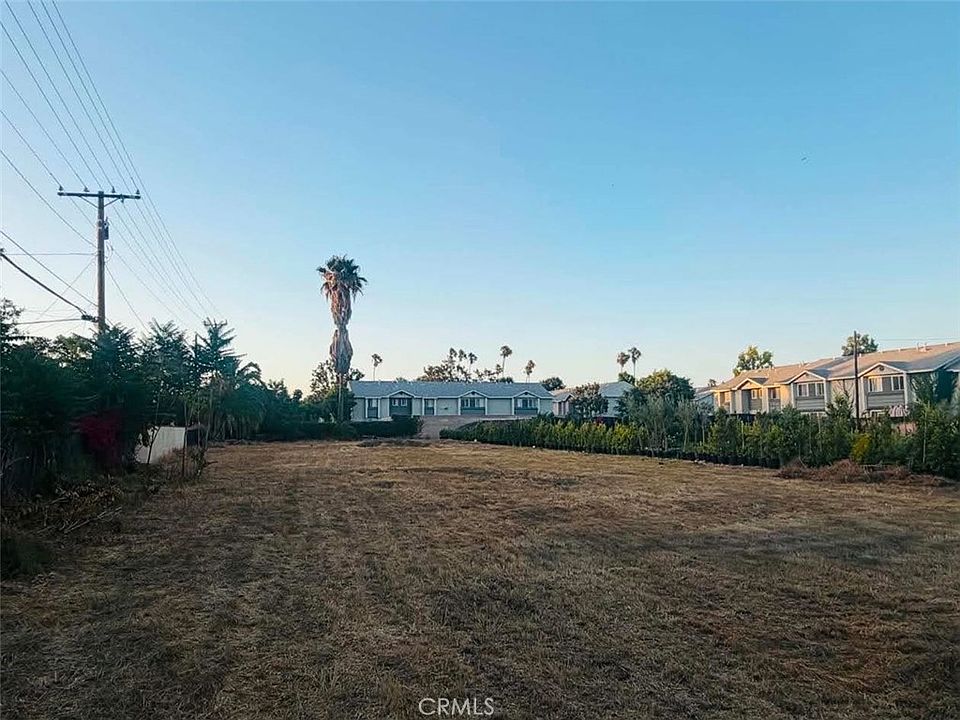 1st image of 5695 Arlington Ave