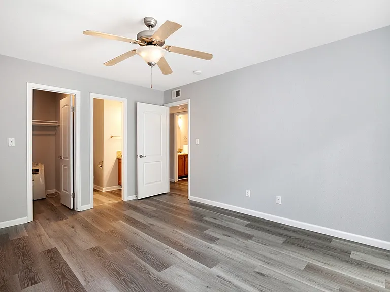 4463 Home Ave #4 — Photo 7