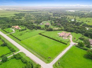 1 Meadow Way Cir, Richmond, TX 77406