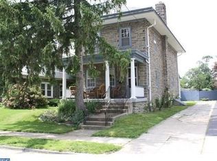 526-28 Hermitage St, Philadelphia, PA 19128