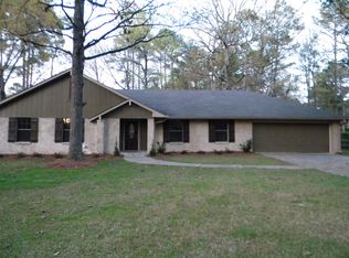 212 Swallow Dr, Brandon, MS 39047