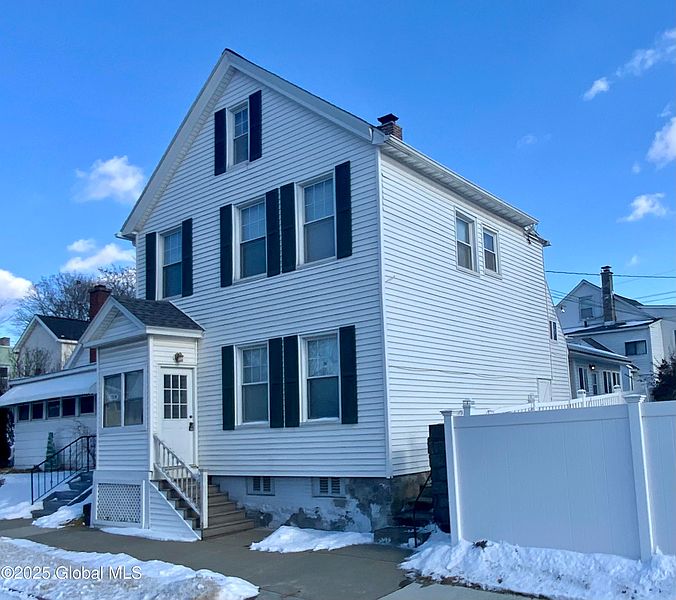 2nd image of 1314 7th Avenue