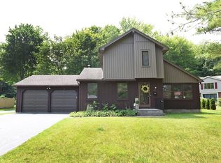 905 Joylene Dr, Webster, NY 14580