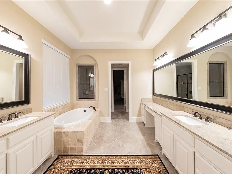 879 Grassy Shore Ct — Photo 8