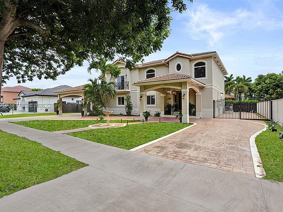 3rd image of 4665 SW 159th Ct