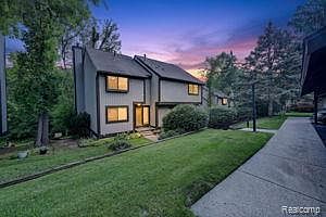 1st image of 515 Carberry Hl
