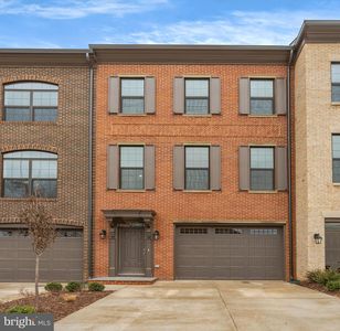12507 League Ln, Fairfax, VA, 22033