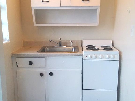 2nd image of 810 2nd St N APT H