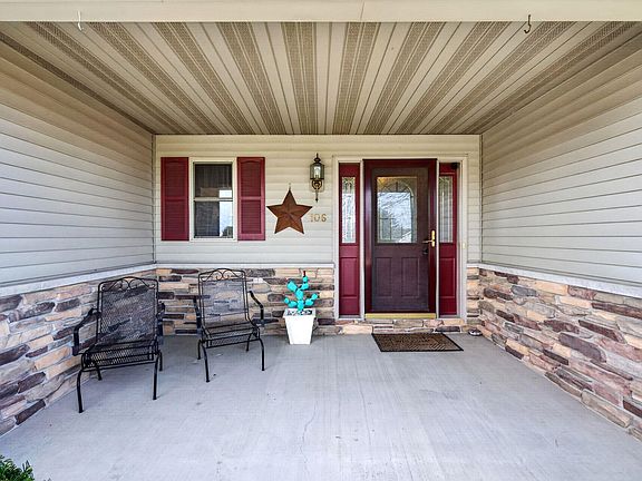 2nd image of 106 Parkview Dr