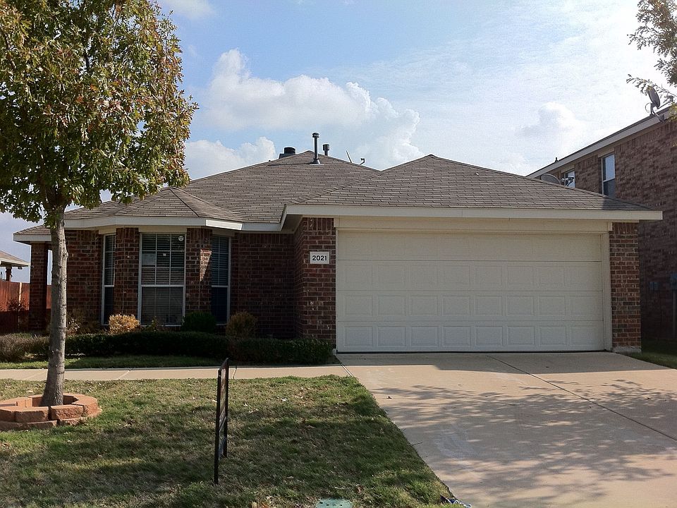 1st image of 2021 Clinton Dr