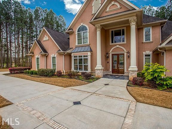 5th image of 100 Victoria Ct