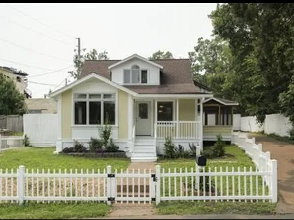 205 36th Ave N, Nashville, TN 37209