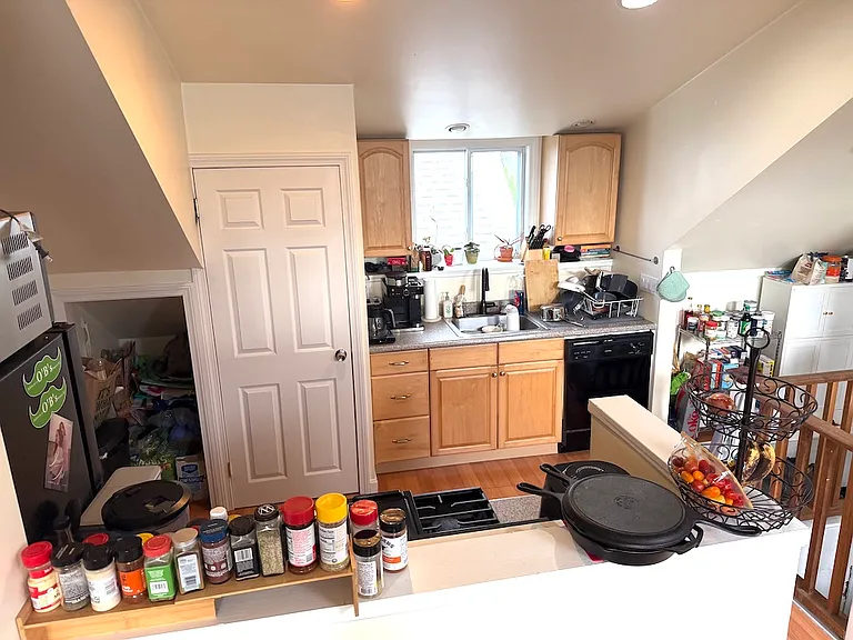 35-37 Webster St #3 — Photo 7