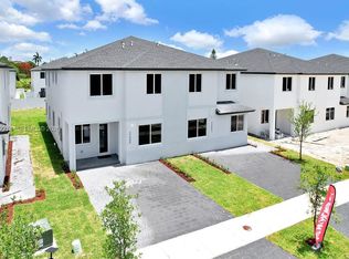 Chloe Estates, Miami, FL 33170