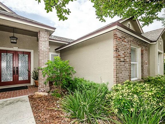 2nd image of 2978 Regal Oaks Blvd