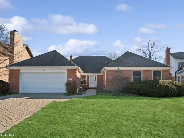 1429 Elizabeth Ln, Glenview, IL 60025