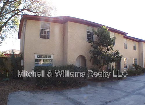 1135 Caliente Dr #2 Photo 1