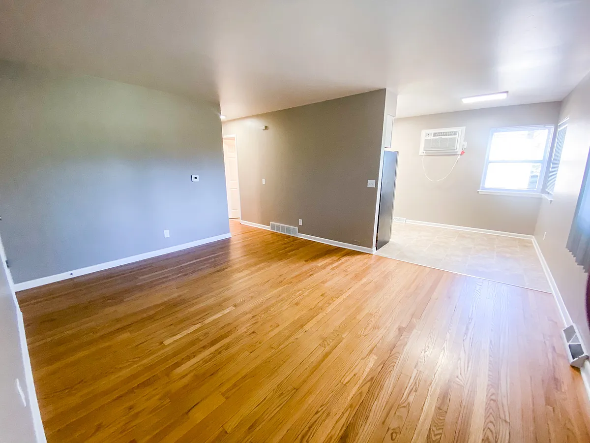 Building Photo - 921 Magnolia Ln #4