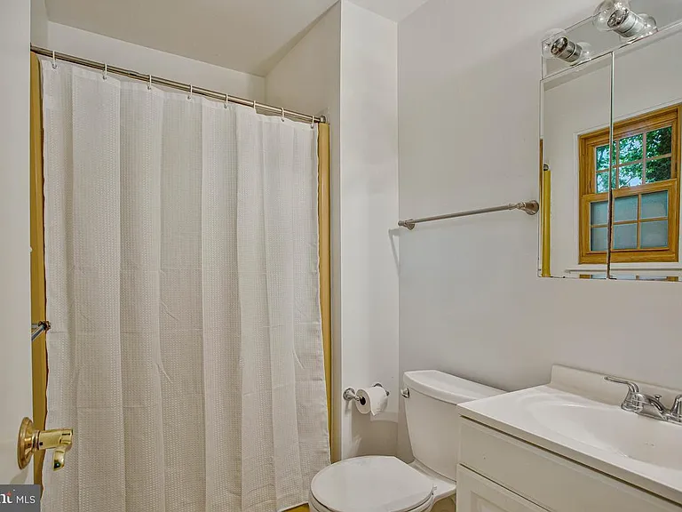 607 Ridge Dr — Photo 12