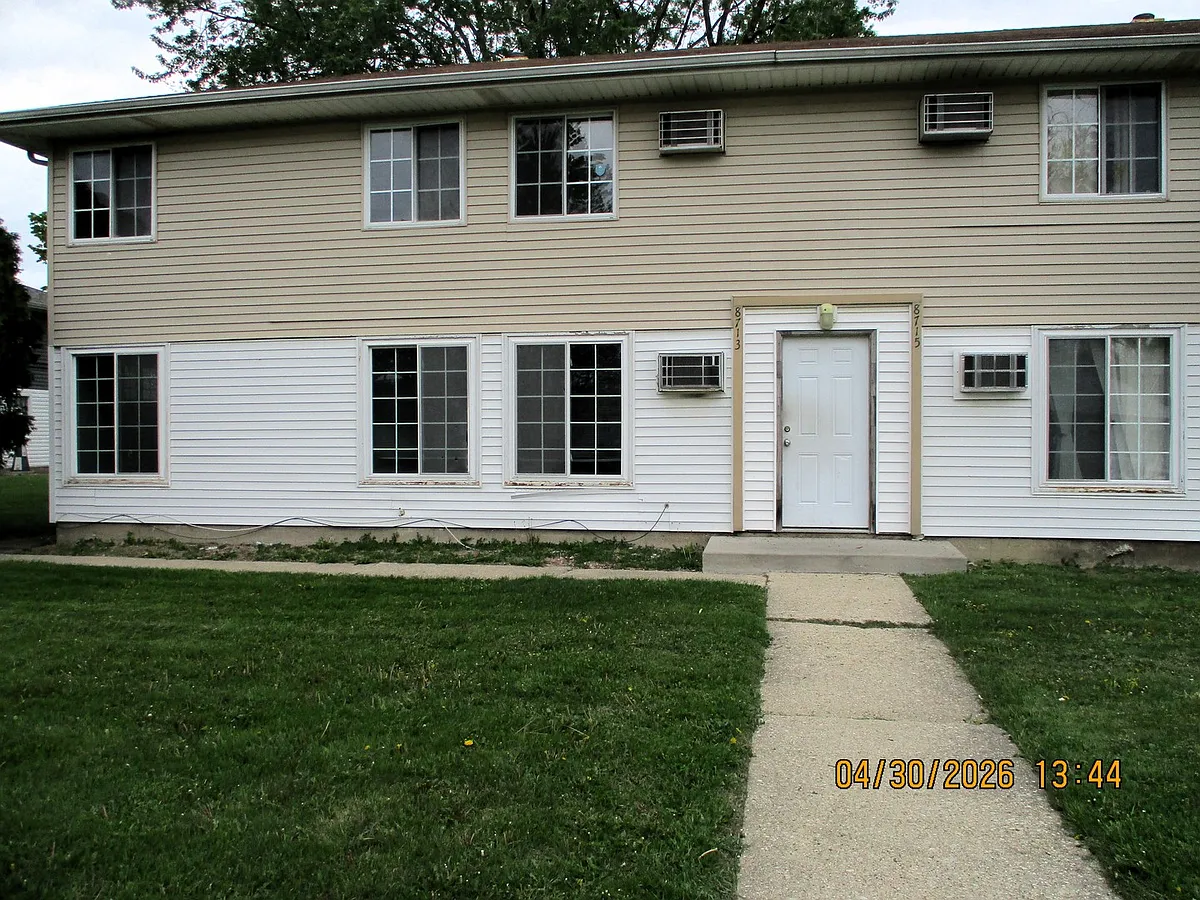 Building Photo - 8713 S Keeler Ave #1