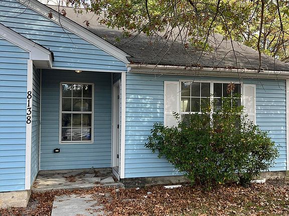 3rd image of 8138 Honeysuckle Lake Dr