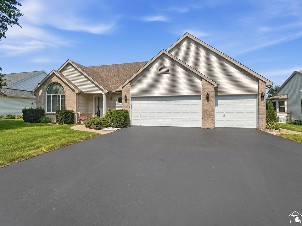 1st image of 2572 Chapel Creek Dr