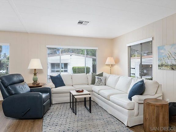 5th image of 7241 Santa Barbara St #300