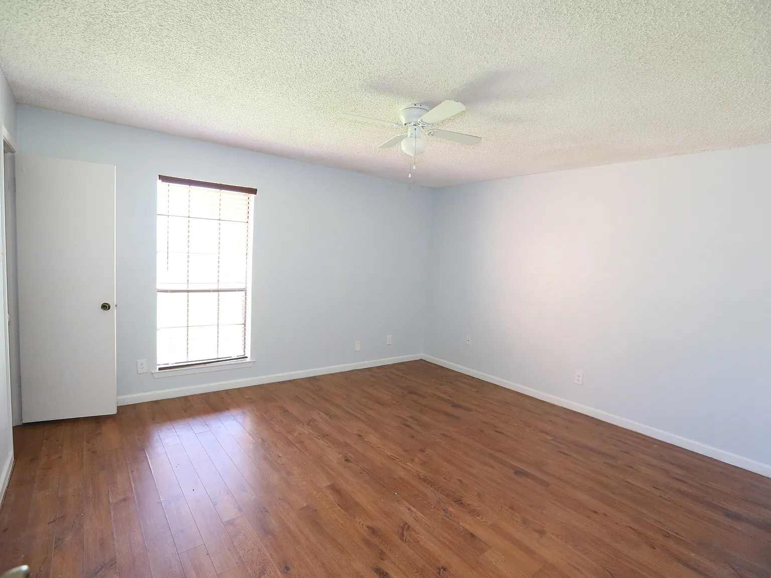 4 bed, 1472 sqft, $1,800 — Photo 4