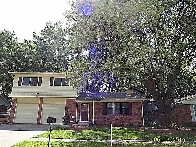 1st image of 2530 S 112th Ave E