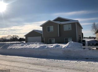 6726 Northwood Ln, Saint Cloud, MN 56303