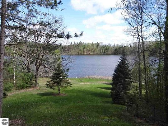 3rd image of 6902 S Forest Lake Dr