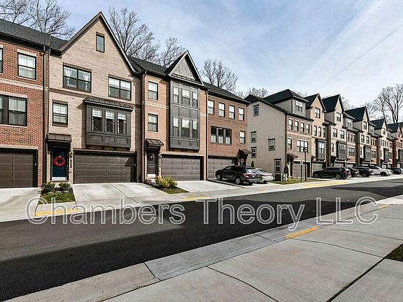 2nd image of 3805 Rainier Dr