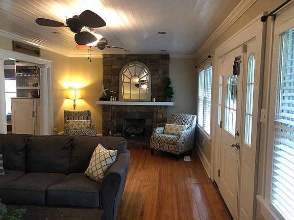5th image of 218 McKinley Blvd