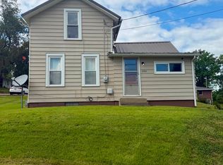 (Undisclosed Address), Shreve, OH 44676